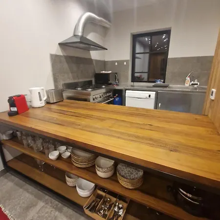 Villa 1600 *